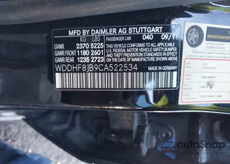 2012 Mercedes-Benz E 350 4Matic z USA, uszkodzony, nr VIN WDDHF8JB9CA522534